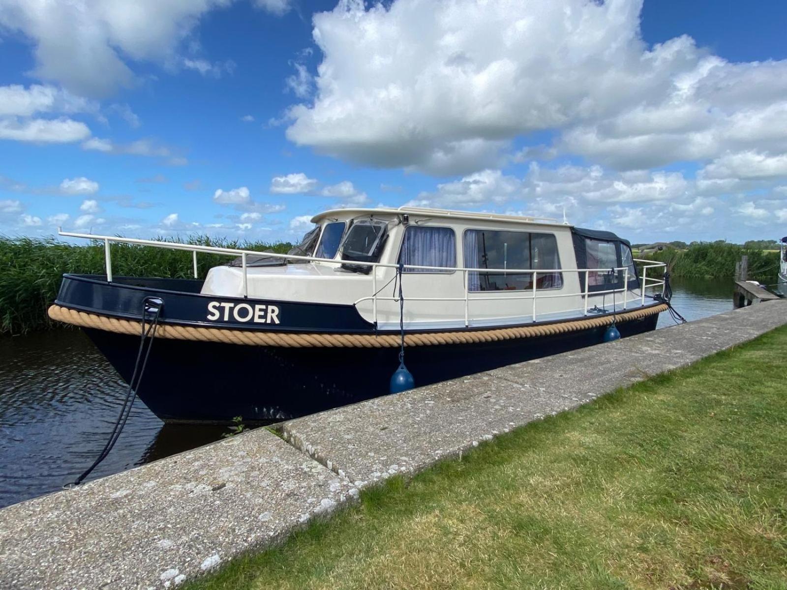 Отель Boat Stoer - Inclusief Sloep Jutrijp Экстерьер фото